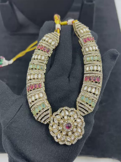 Devyani Ratna Set